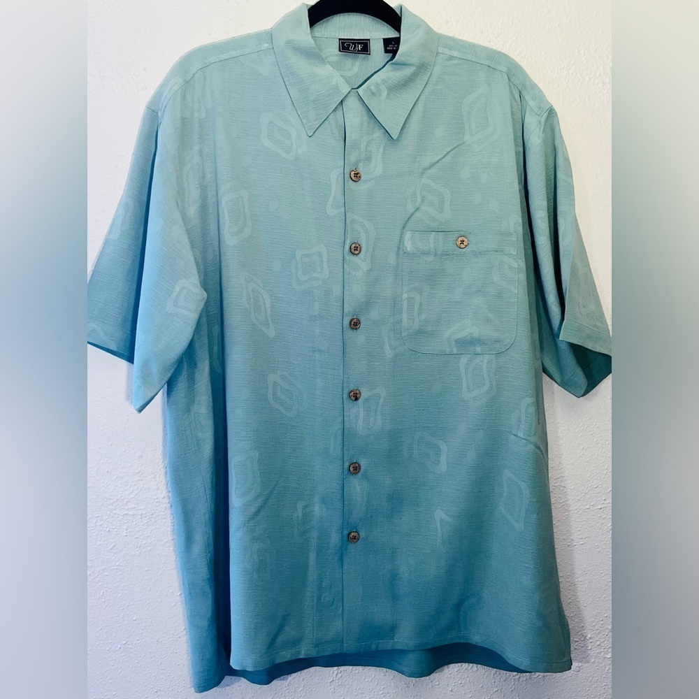 WtF Shirt Mens L Silk Hawaiian Wood Button Up Green Embossed Print - Picture 4 of 6